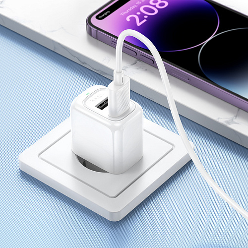 Сетевое зарядное устройство, 2 USB 2.4A (CS51A), HOCO, белый