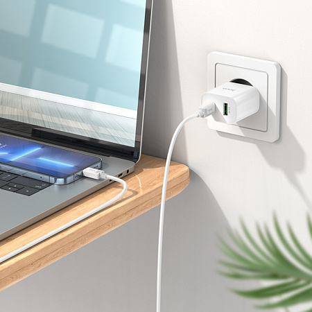 Сетевое зарядное устройство, 1 PD 20W + 1 USB 3.0 QC (C80A Plus), HOCO, белый