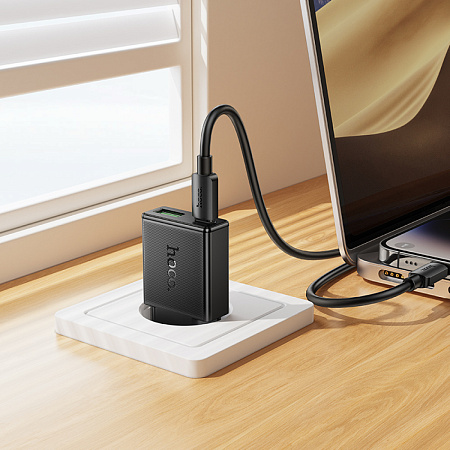 Сетевое зарядное устройство, 1 PD 20W + 1 USB 3.0 QC (N73), HOCO, Type-C to Lightning, черный