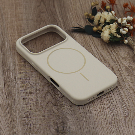Чехол-накладка для iPhone 17 Pro Max, Silicon Case, магнитный (MagSafe), без лого, X-CASE, бежевый