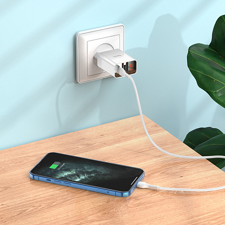 Сетевое зарядное устройство, 1 PD 20W + 1 USB 3.0 QC (C100A), HOCO, Type-C to Lightning, белый