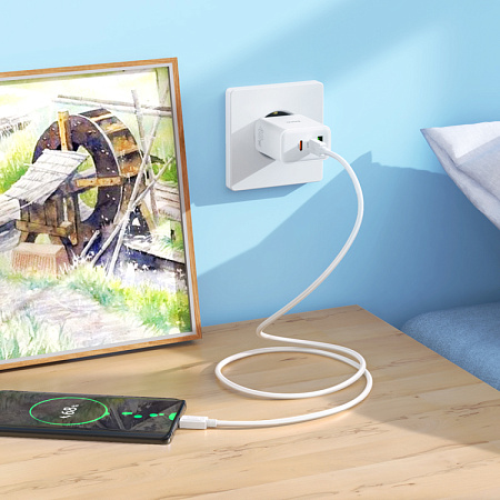 Сетевое зарядное устройство, 2 PD 40W + 1 USB 3.0 QC (C126A), HOCO, белый