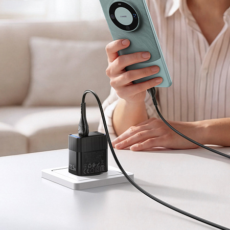 Сетевое зарядное устройство, 1 USB 3.0 QC 22.5W (CS111A), HOCO, Type-C, черный