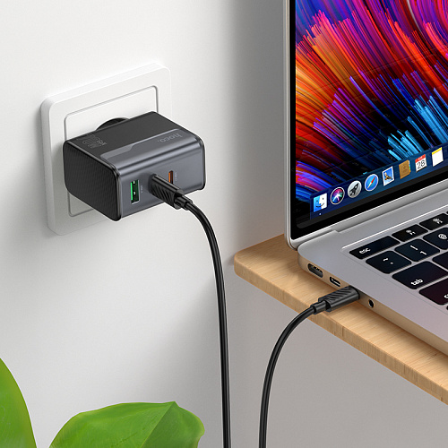 Сетевое зарядное устройство, 2 PD 70W + 1 USB 3.0 QC (CS75A), HOCO, Type-C to Type-C, черный